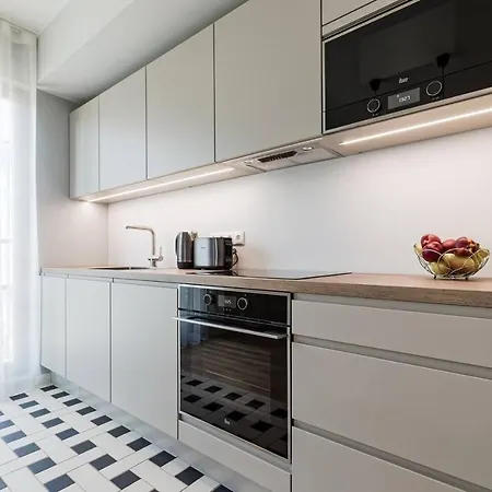 Apartments, Quiet With Free Parking And Ac. Apartament *