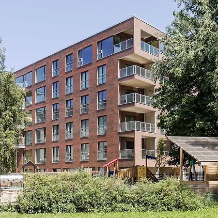 Apartments, Quiet With Free Parking And Ac. Apartament