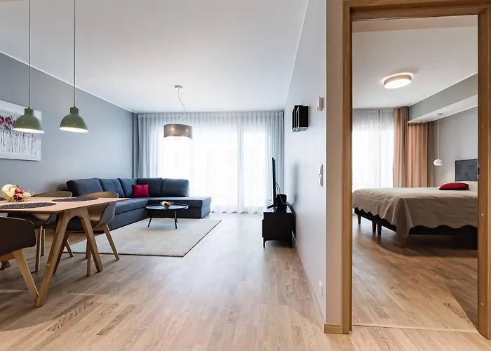 Apartments, Quiet With Free Parking And Ac. 公寓 *