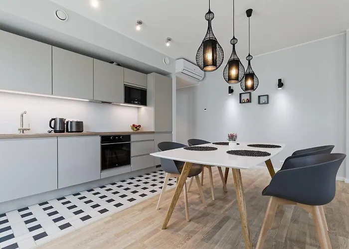 Διαμέρισμα Apartments, Quiet With Free Parking And Ac. *