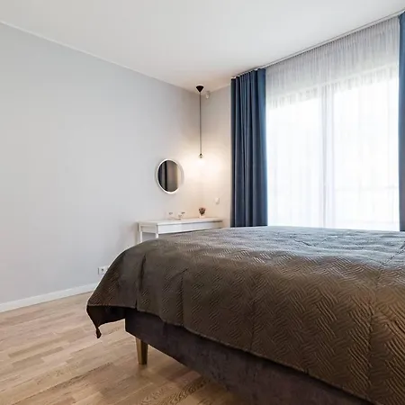 Apartments, Quiet With Free Parking And Ac. * Tallin