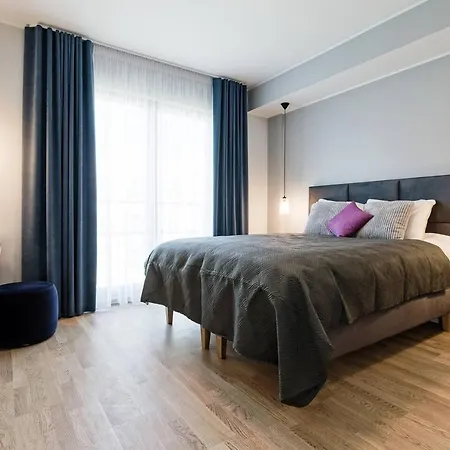 Apartamento Apartments, Quiet With Free Parking And Ac. Tallin