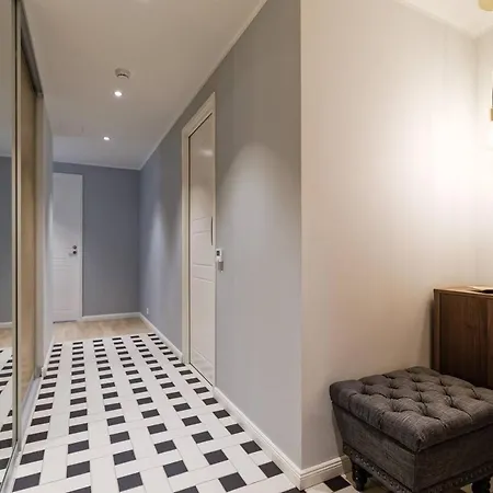 Apartamento Apartments, Quiet With Free Parking And Ac. Tallin